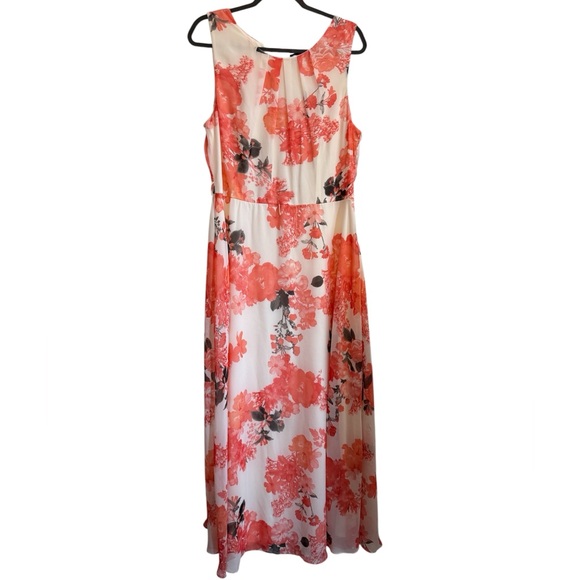 karin stevens Dresses & Skirts - Karin Stevens Coral and Black Floral Maxi Dress